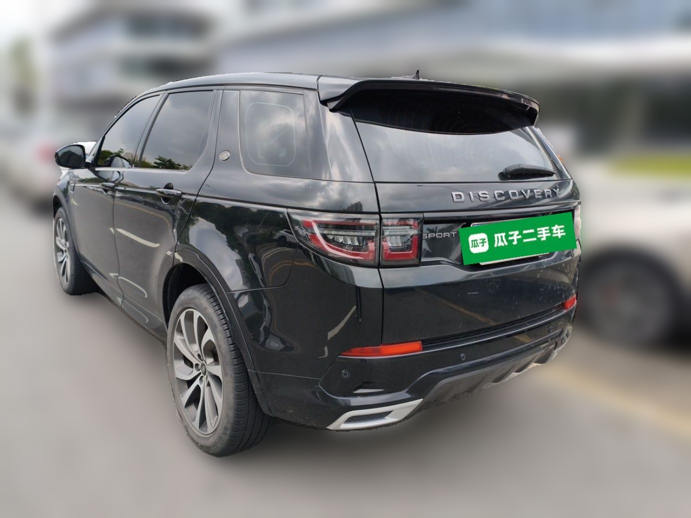 Land Rover Discovery Sport 2023 — фото 4