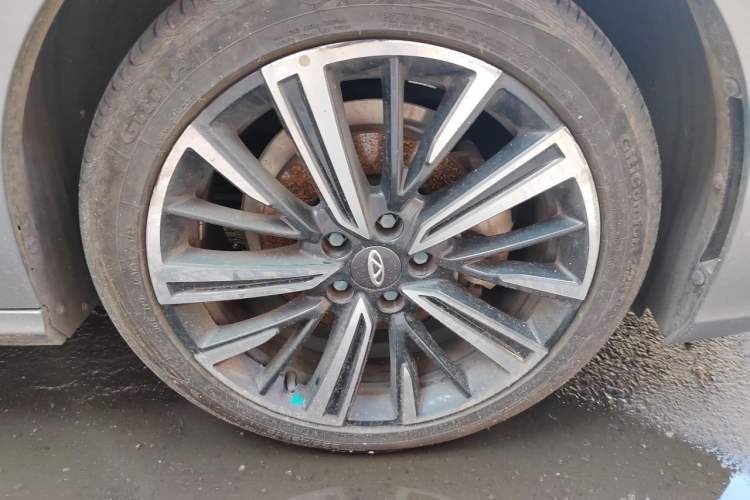 Chery Arrizo 8 2022 — 5