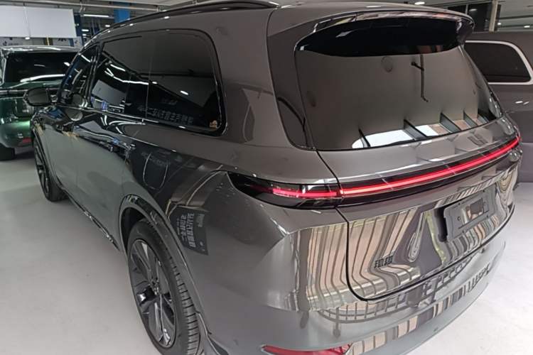 Li Auto L9 2022 — 4