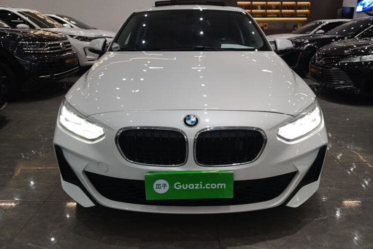 BMW 120i 2020 — фото 2