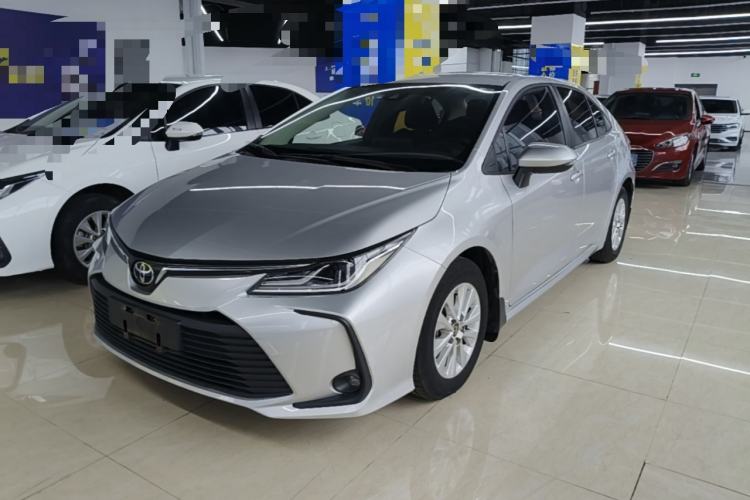 Toyota Corolla 2022 — фото 1