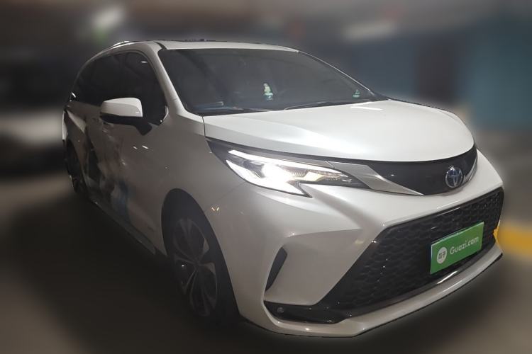 Toyota Granvia 2023 — 3