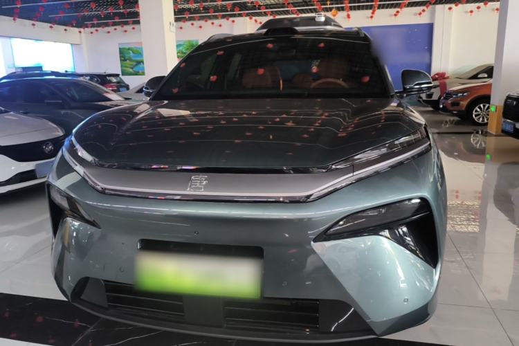 BYD Tang L 2025 — 2