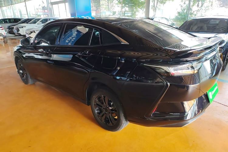 DongFeng Aeolus Yixuan 2024 — 4