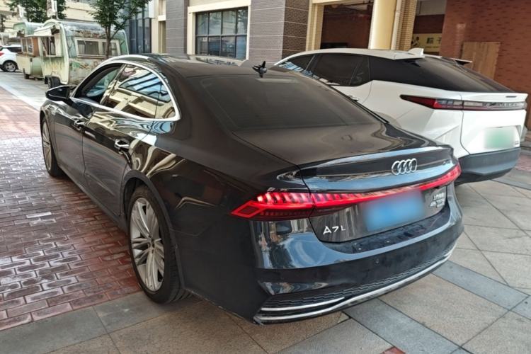 Audi A7L 2024 — фото 4