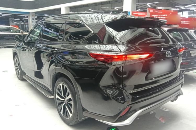 Toyota Highlander 2021 — фото 4