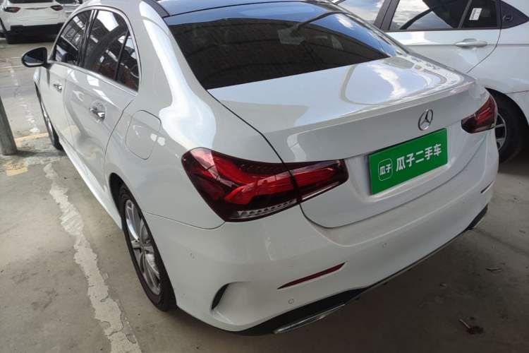 Mercedes-Benz benz a class 2020 — фото 4