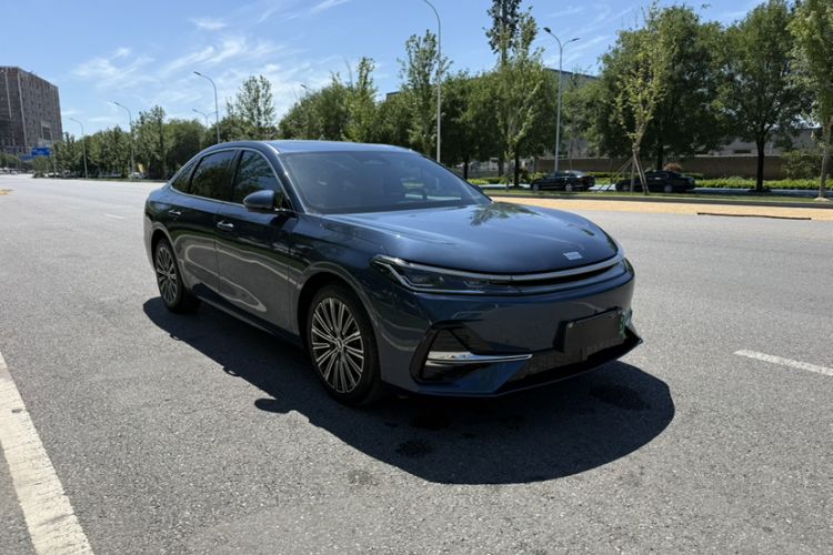 Geely Galaxy A7 2025 — 3