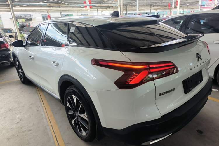 Citroen C5 X 2024 — 4