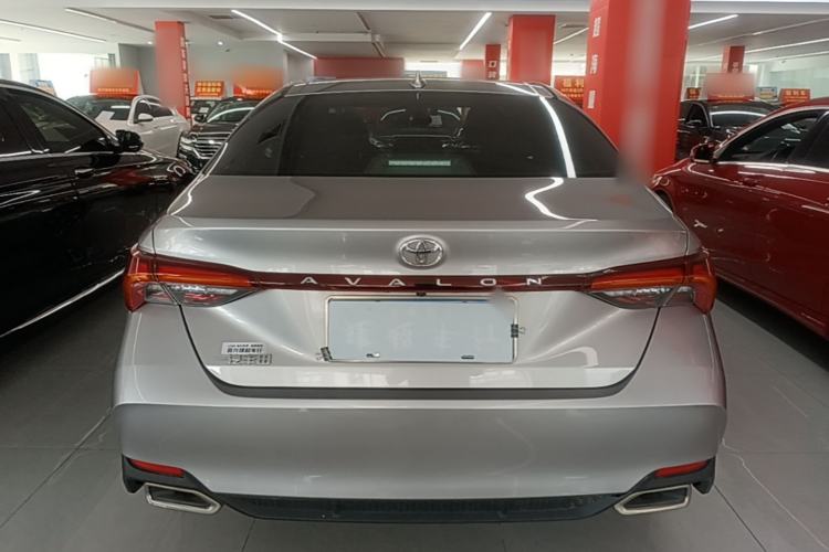Toyota Avalon 2022 — 5