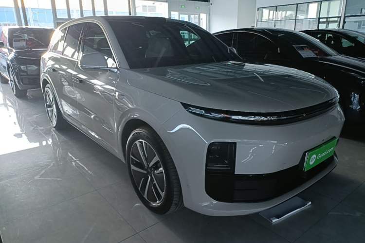 Li Auto L6 2024 — 3