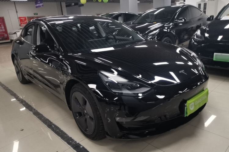 Tesla Model 3 2021 — 3