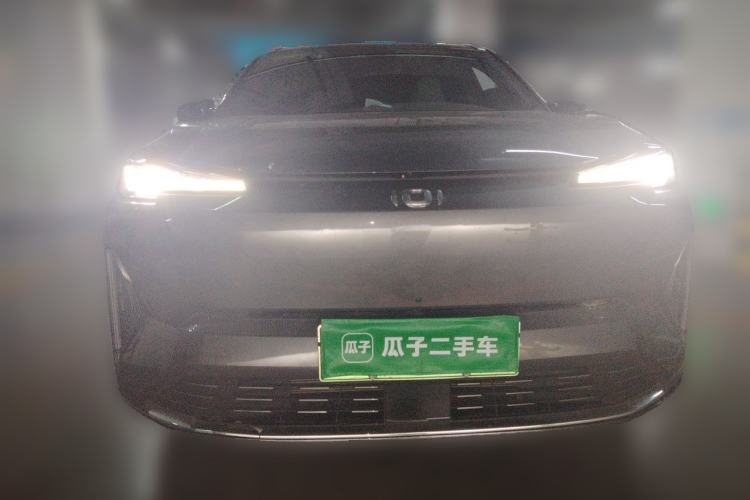 ChangAn NEVO Q05 2025 — фото 2