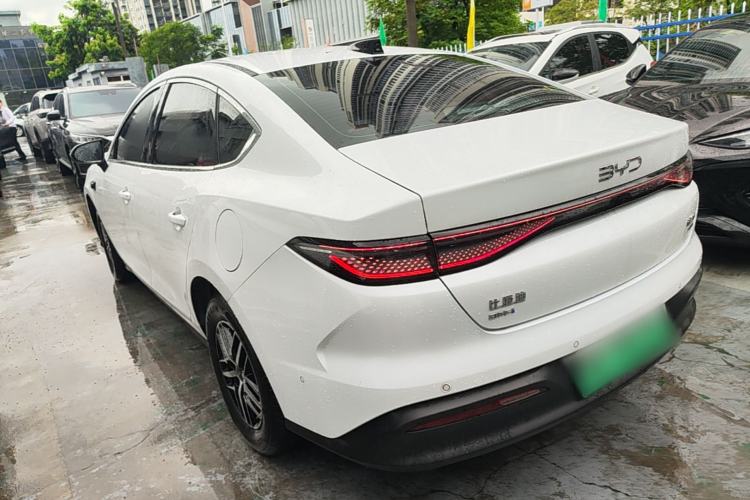 BYD Seal 05 2025 — 4