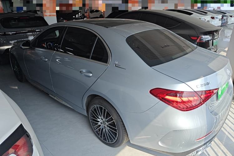 Mercedes-Benz C 260 L 2022 — 4