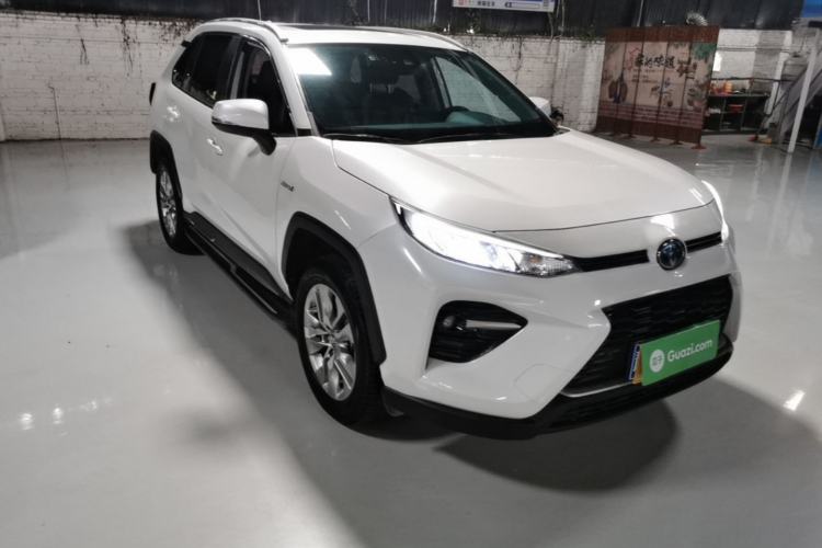 Toyota RAV4 2020 — 3