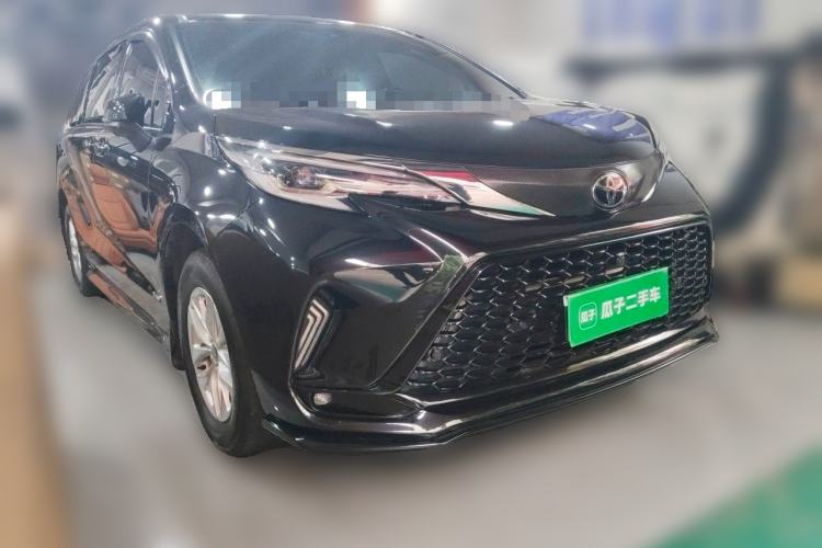 Toyota Granvia 2024 — 3