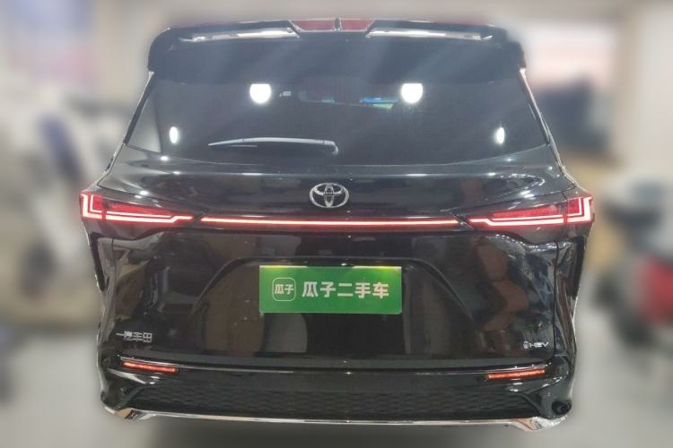 Toyota Granvia 2024 — 5