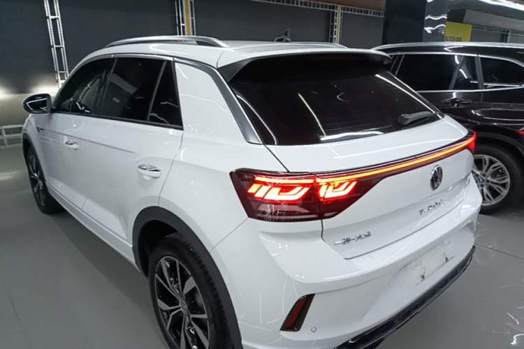 Volkswagen T-ROC 2025 — 4