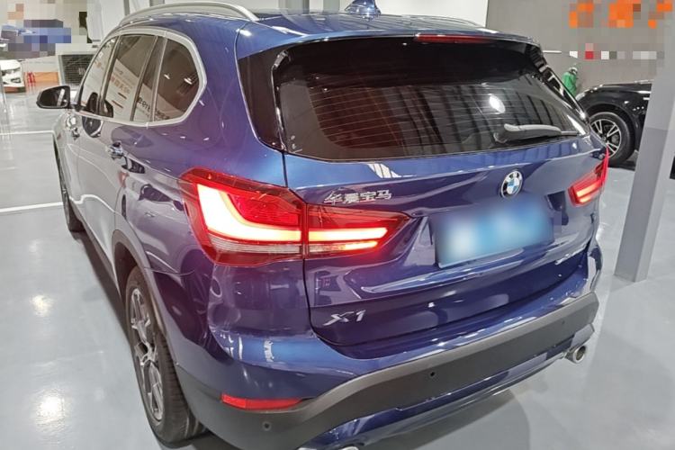BMW X1 2022 — фото 4
