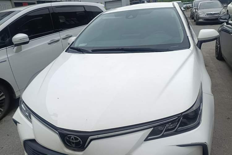Toyota Corolla 2021 — 2