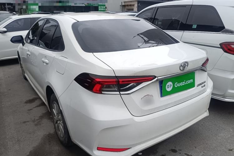 Toyota Corolla 2021 — 4