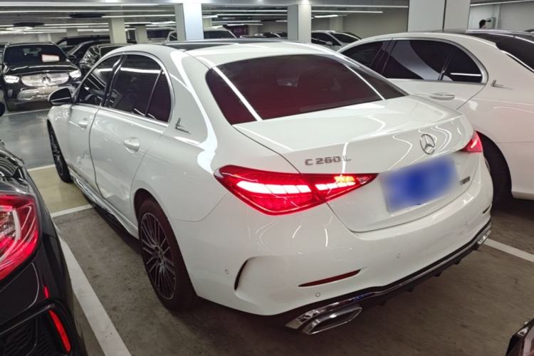 Mercedes-Benz C 260 L 2023 — фото 4