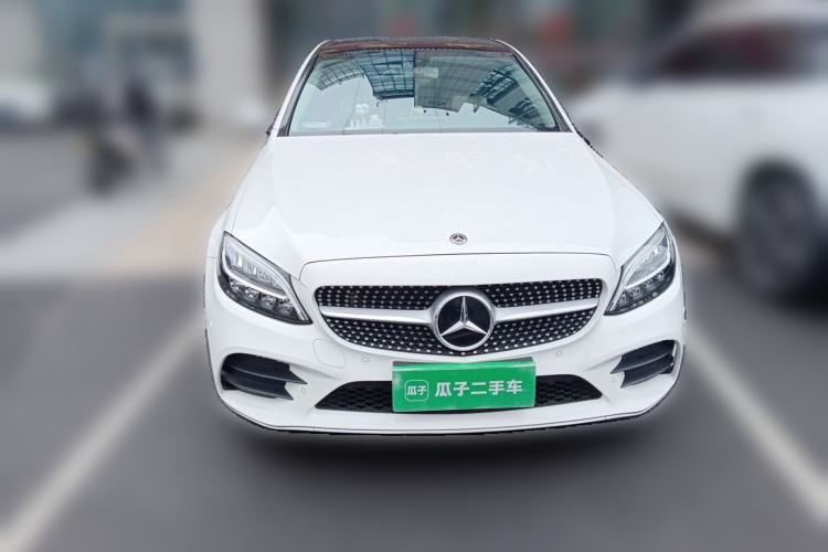 Mercedes-Benz C 260 L 2020 — 2