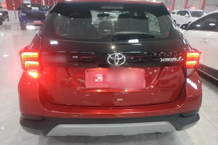 Toyota Yaris L 2020 — фото 5