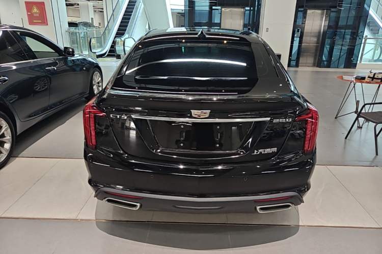 Cadillac CT5 2021 — 5