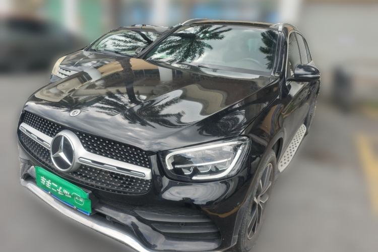 Mercedes-Benz GLC 260 L 2021 — фото 1