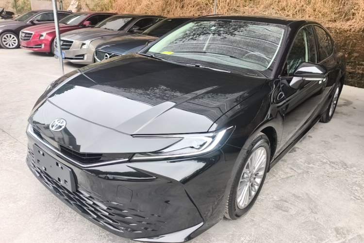 Toyota camry 2026 — фото 1