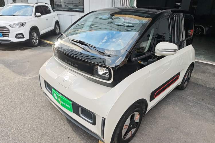 Baojun KiWi EV 2022 — фото 1