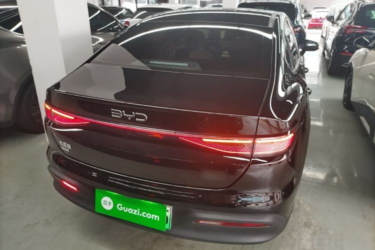BYD Seal 05 DM-i 2025 — фото 5