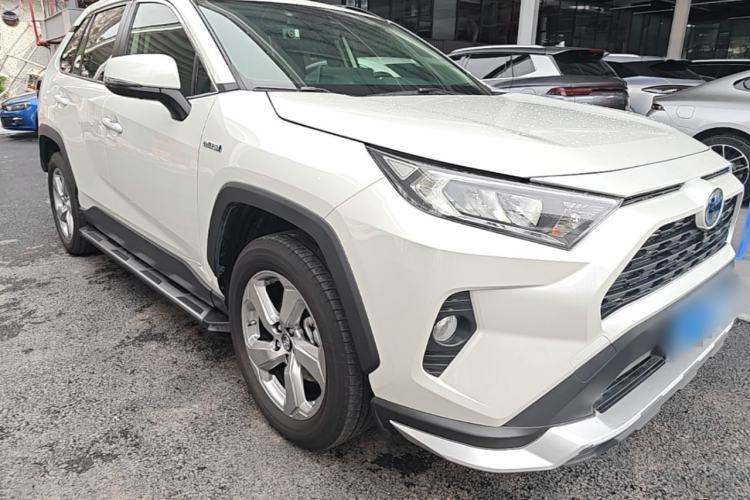 Toyota rav4 2020 — фото 3