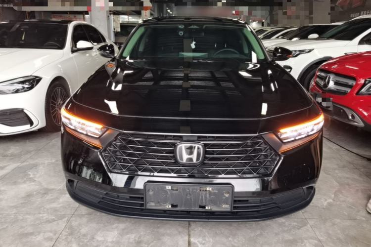 Honda Accord 2023 — 2