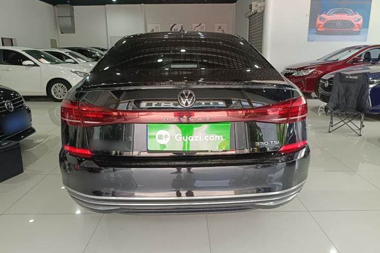 Volkswagen Passat 2023 — 5