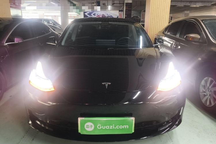 Tesla Model 3 2020 — 2