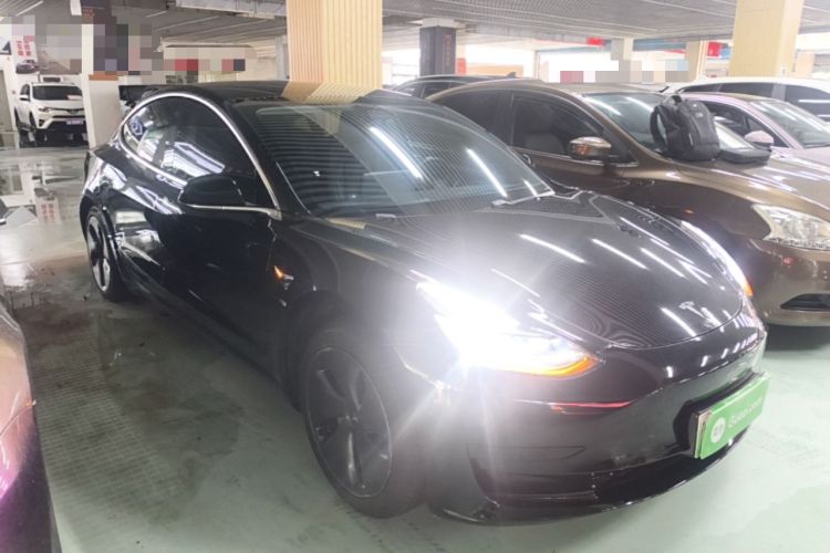 Tesla Model 3 2020 — 3