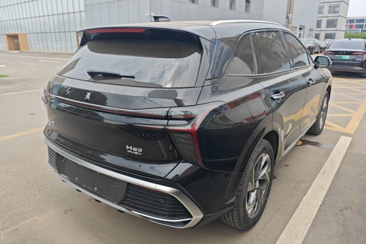 Hongqi HS3 2024 — 4