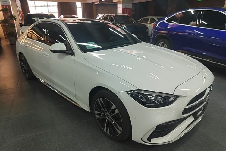 Mercedes-Benz C 350 eL 2023 — 3