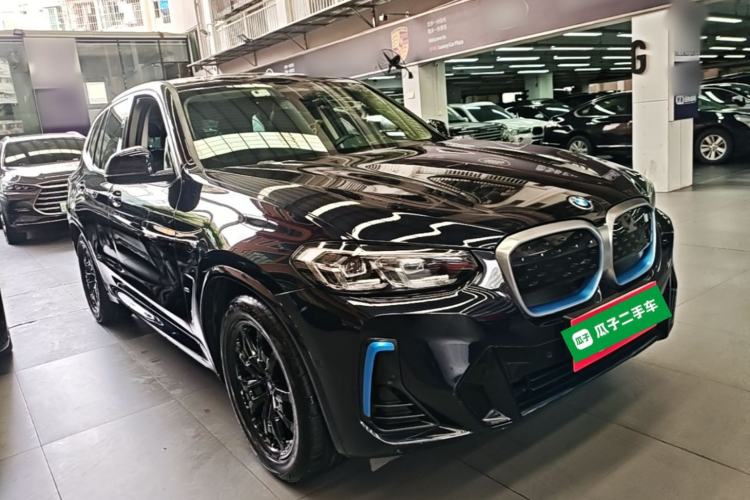 BMW iX3 2022 — 3