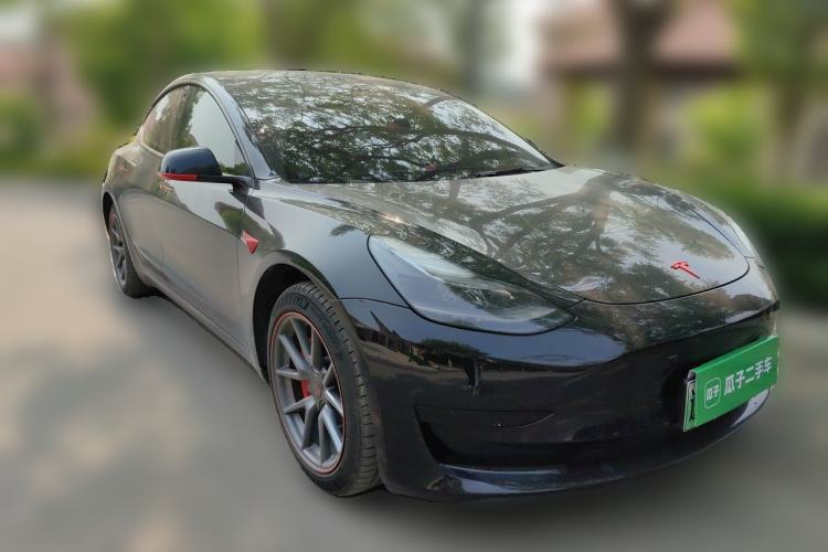Tesla Model 3 2022 — 3