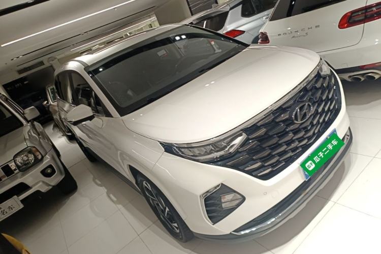 Hyundai Custo 2021 — 3