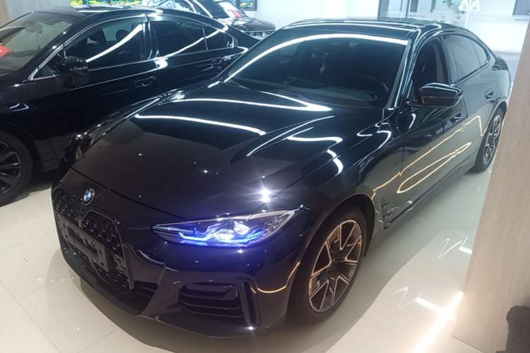BMW 425i 2023 — фото 1