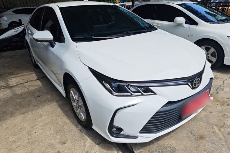 Toyota Corolla 2022 — 3