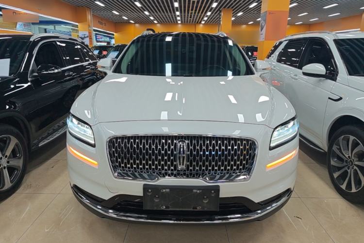 Lincoln Nautilus 2021 — 2