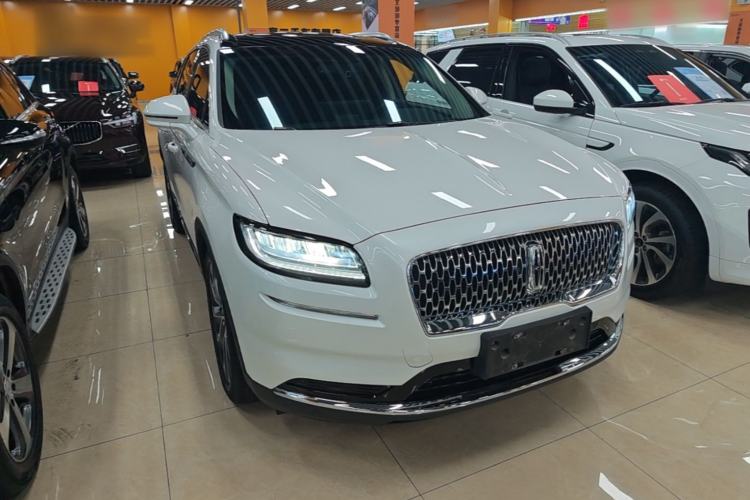 Lincoln Nautilus 2021 — 3
