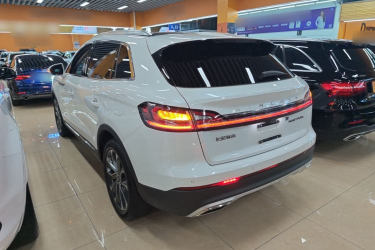 Lincoln Nautilus 2021 — 4