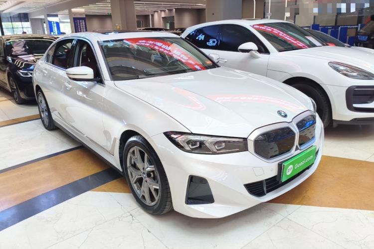 BMW i3 2022 — 3